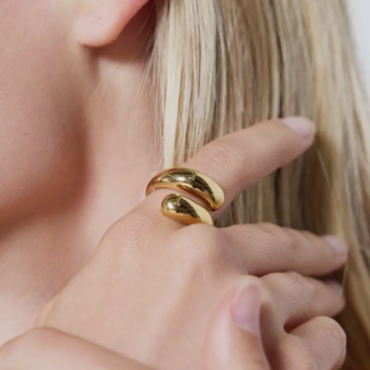 MADDIE Ring