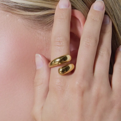 MADDIE Ring